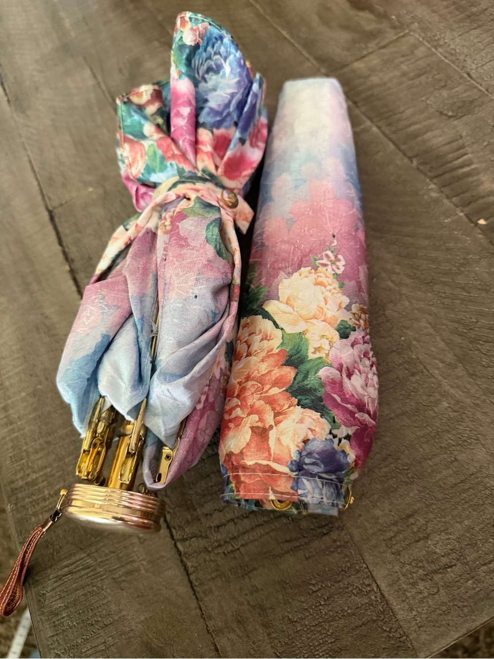 Nina Ricci Floral Pink Blue Green Umbrella - Picture 10 of 13
